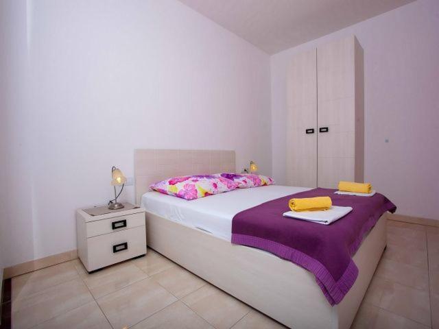 Apartmani Dana Макарска Екстериор снимка