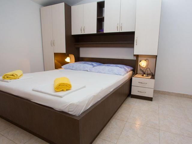 Apartmani Dana Макарска Екстериор снимка