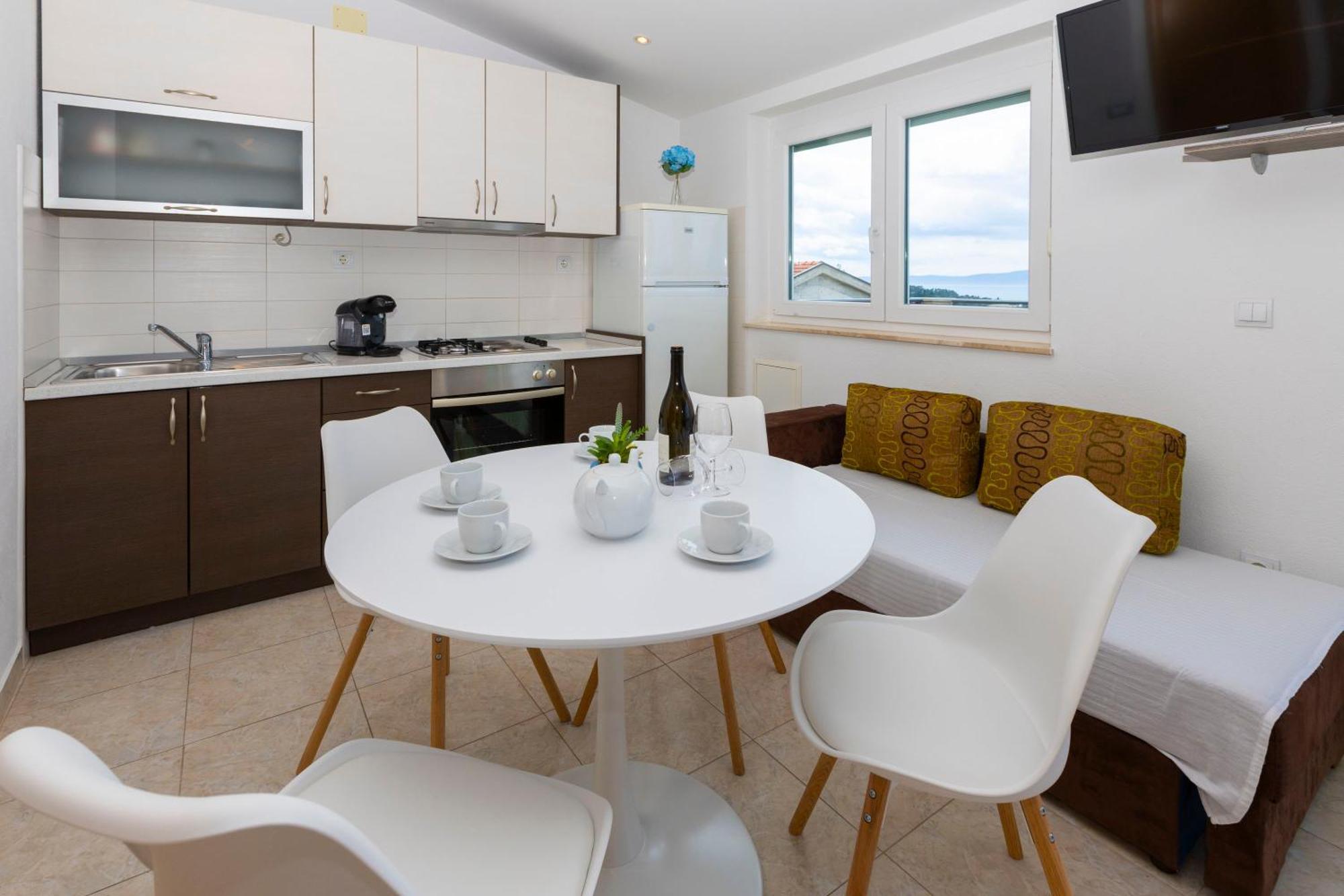 Apartmani Dana Макарска Екстериор снимка