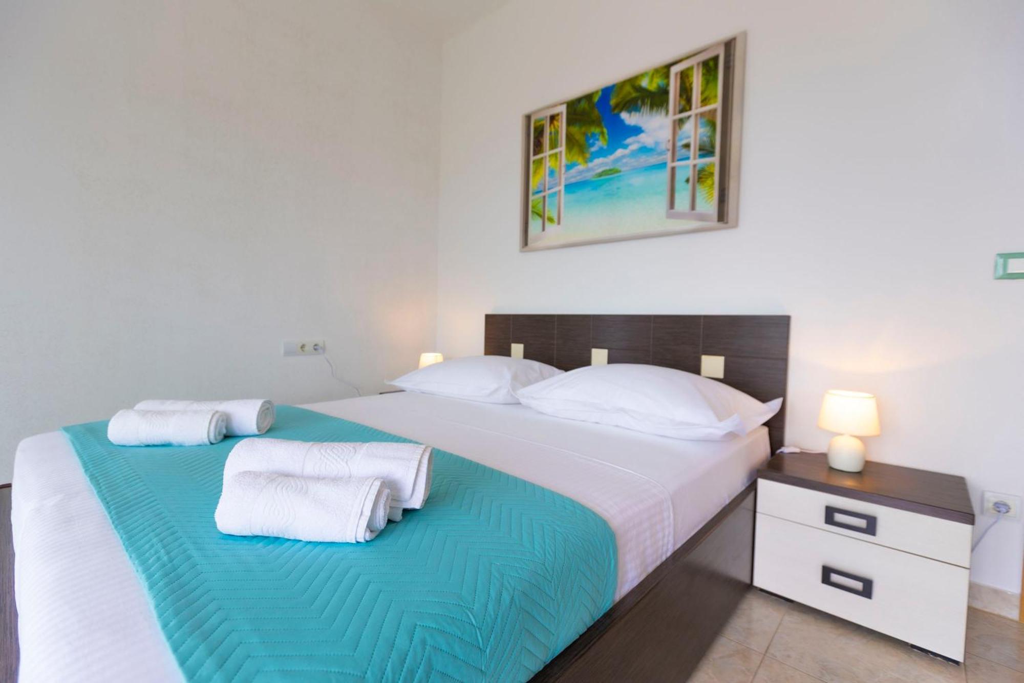 Apartmani Dana Макарска Екстериор снимка